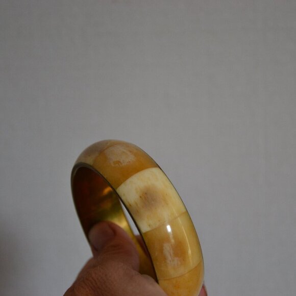 Vtg Thick Bone and Brass Bangle - Picture 7 of 7